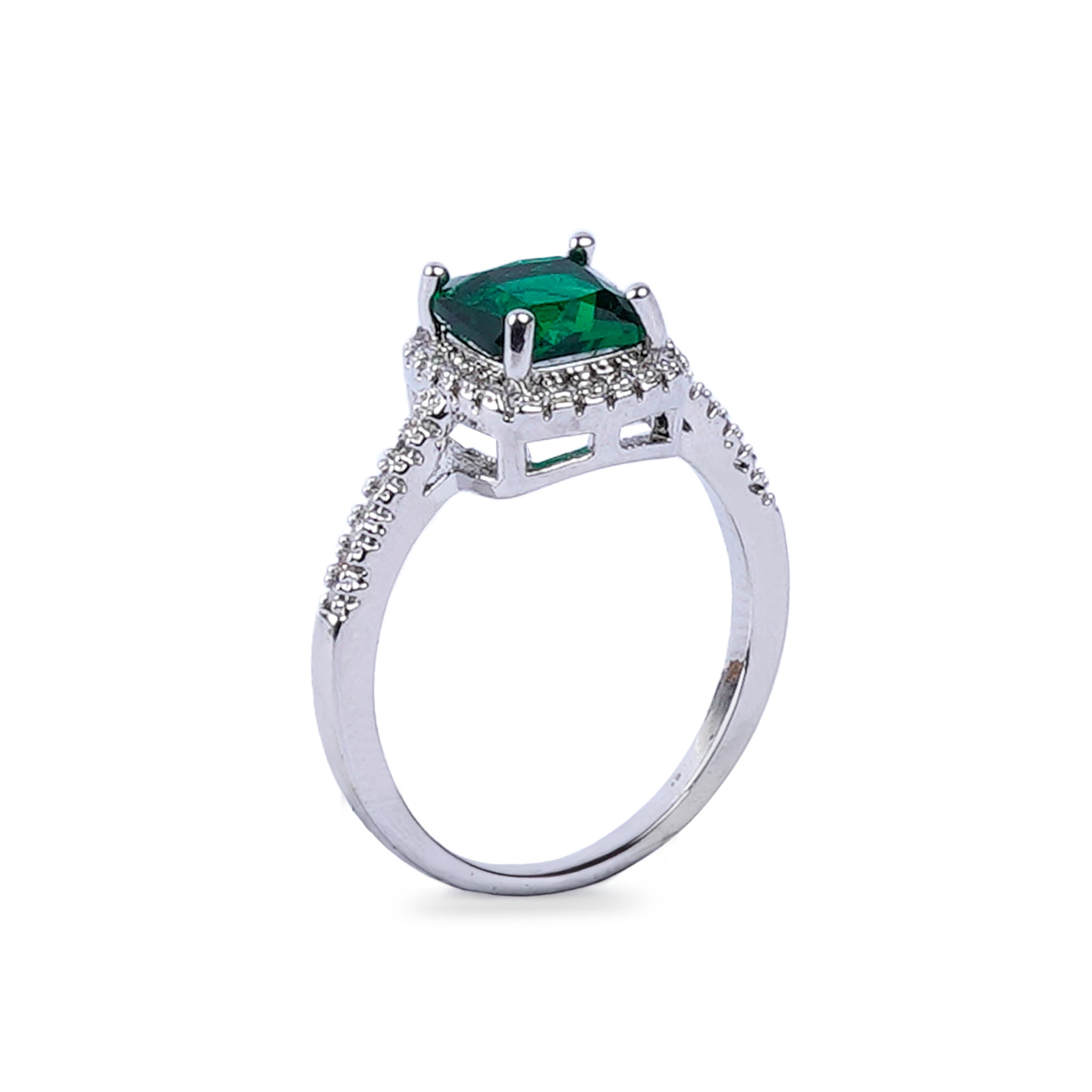 NEE RING