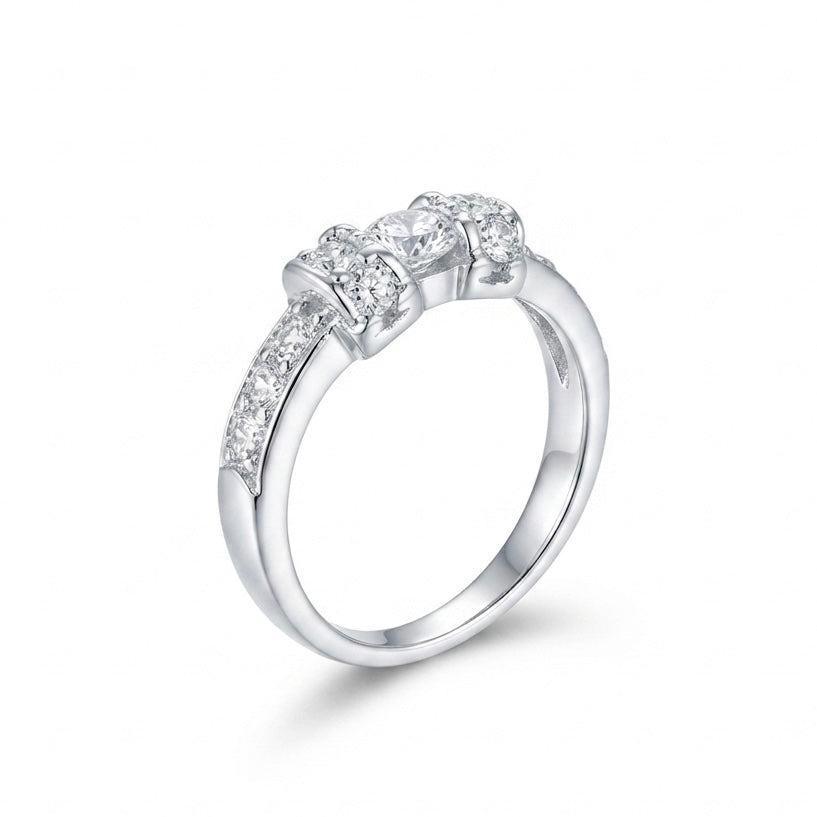 AVERIA RING