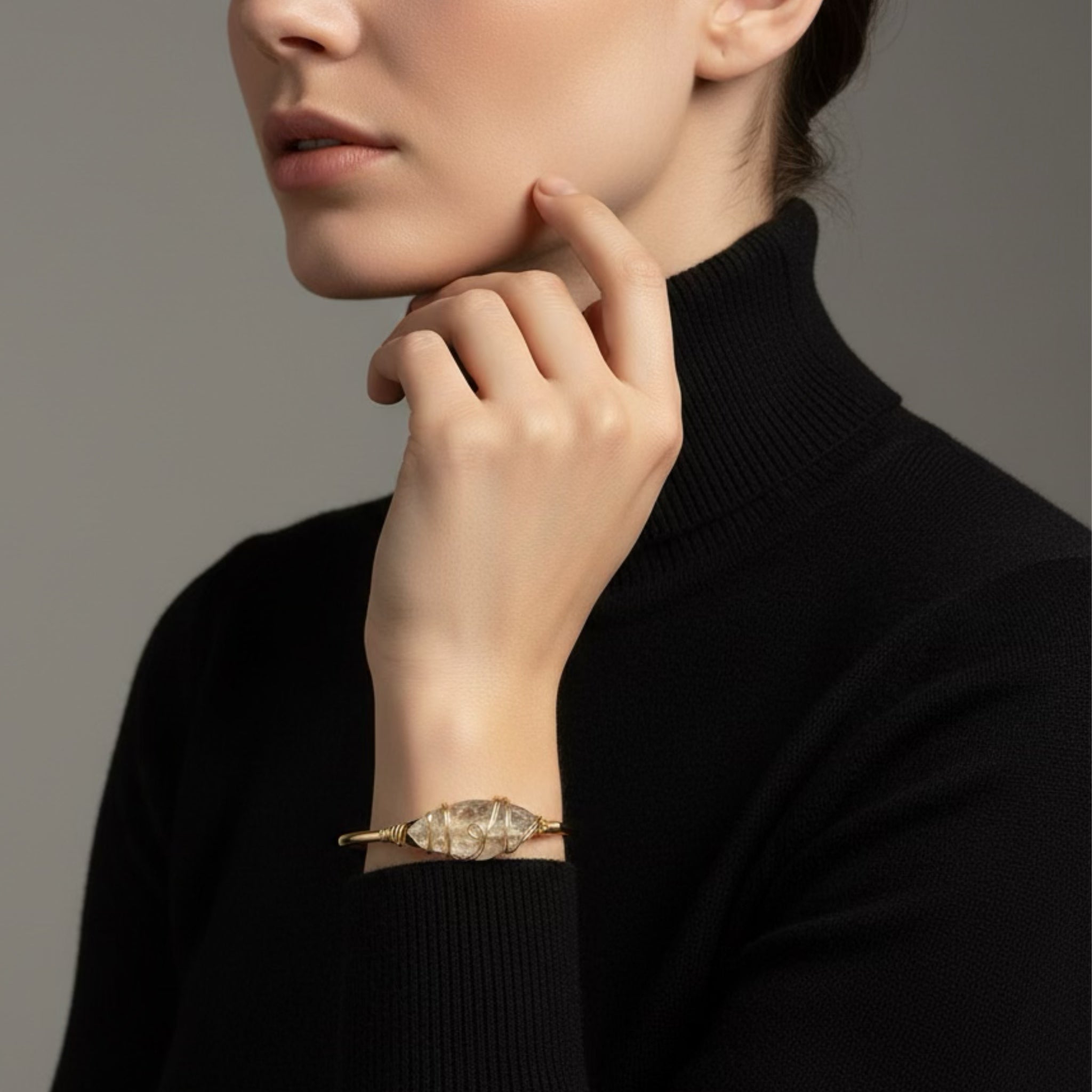ONYX T BRACELET