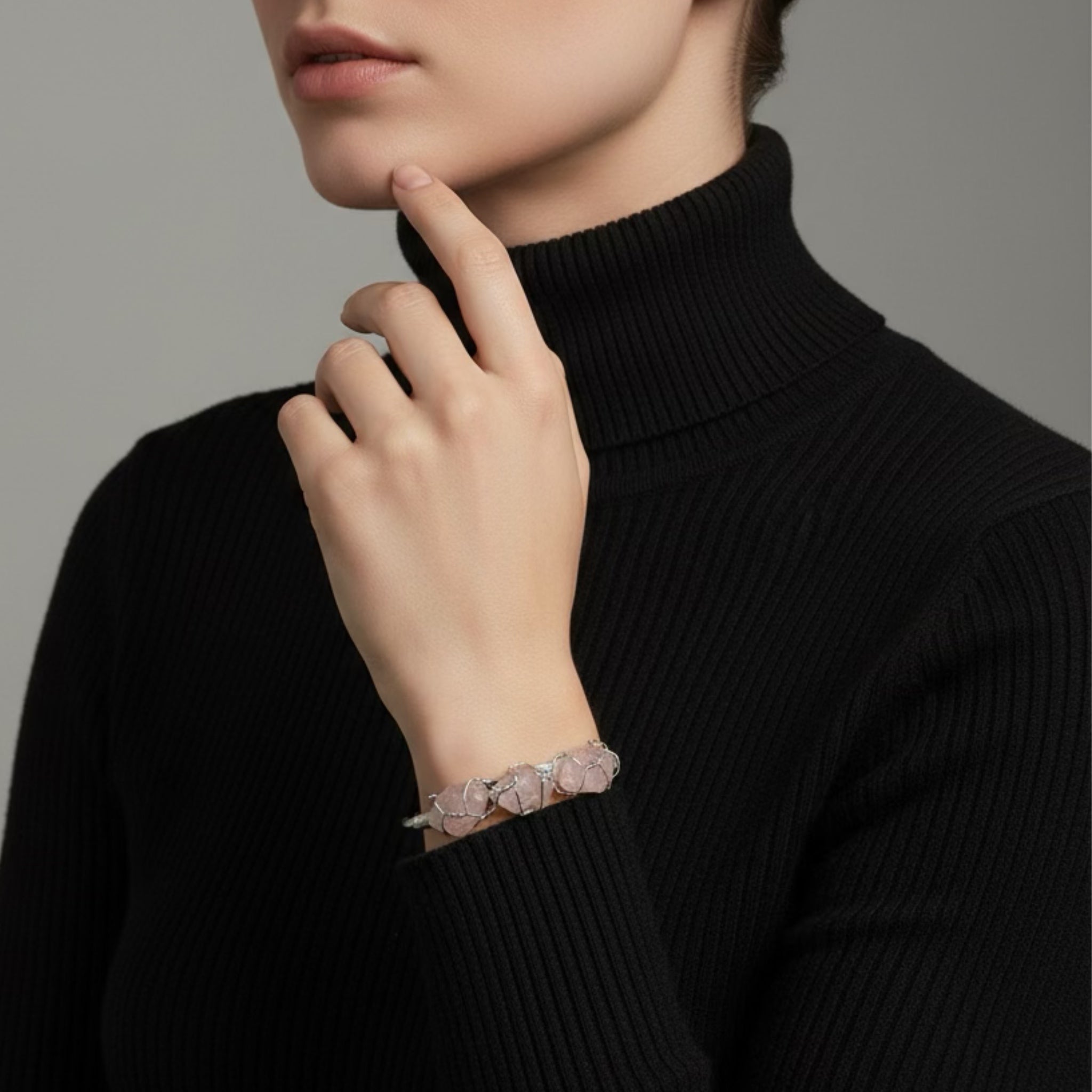 QUARTZ T BRACELET