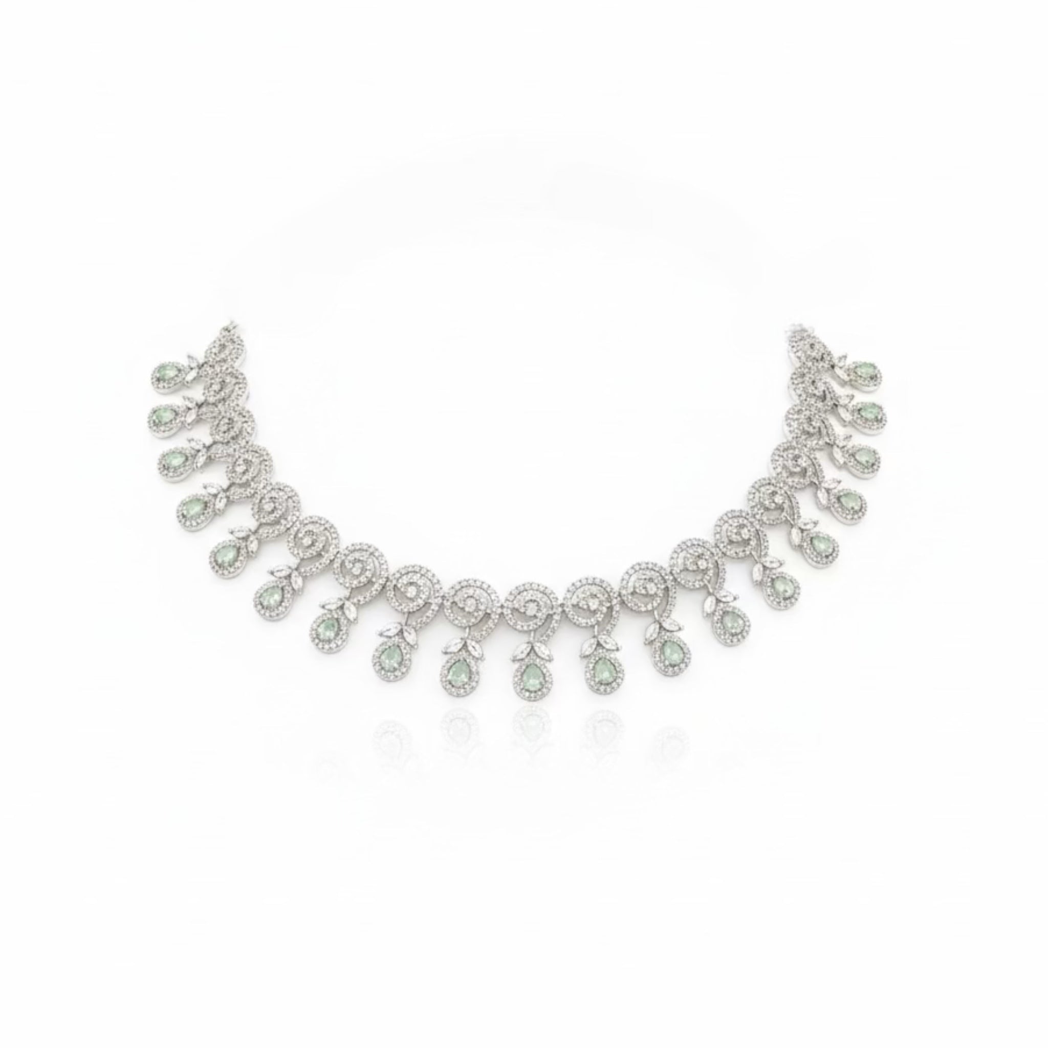 VIRE NECKLACE