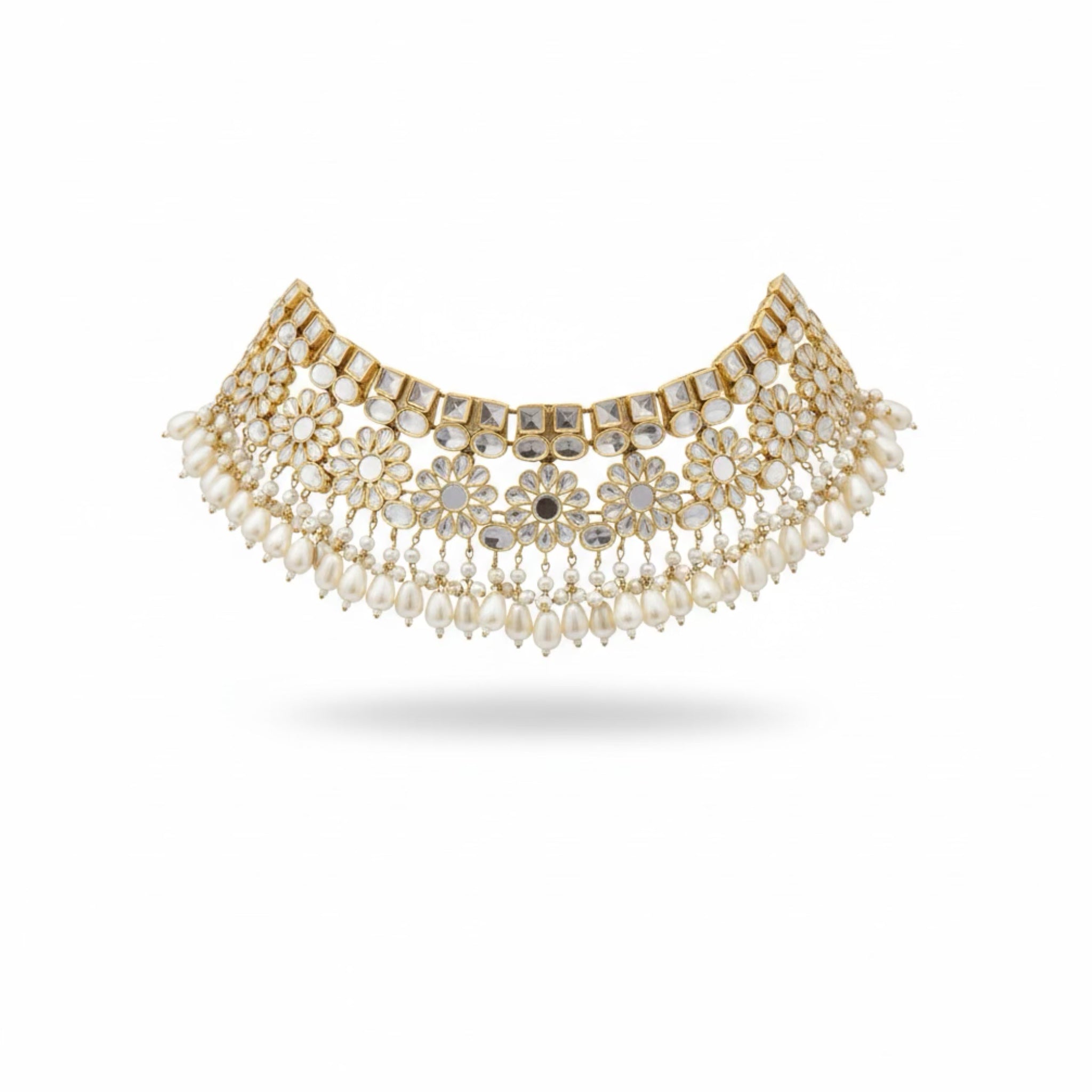 THE PERL NECKLACE