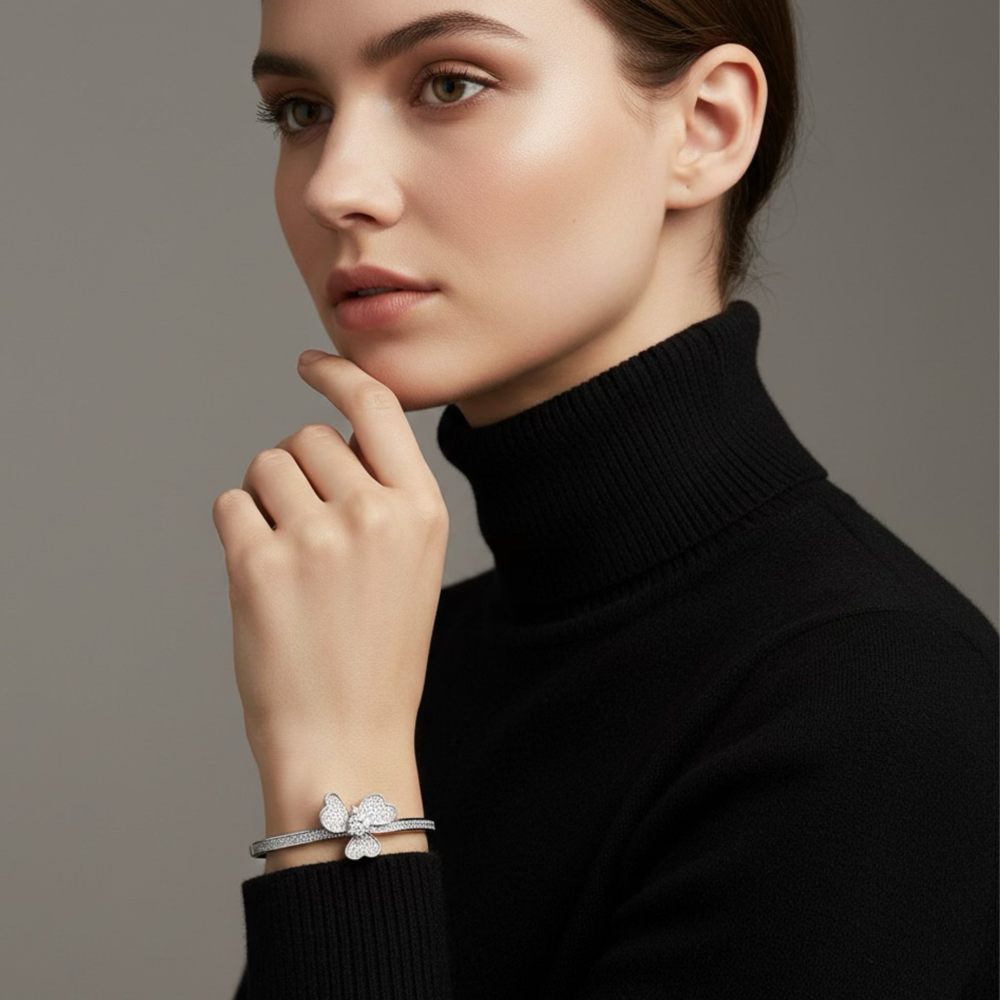 SIGNATURE BRACELET