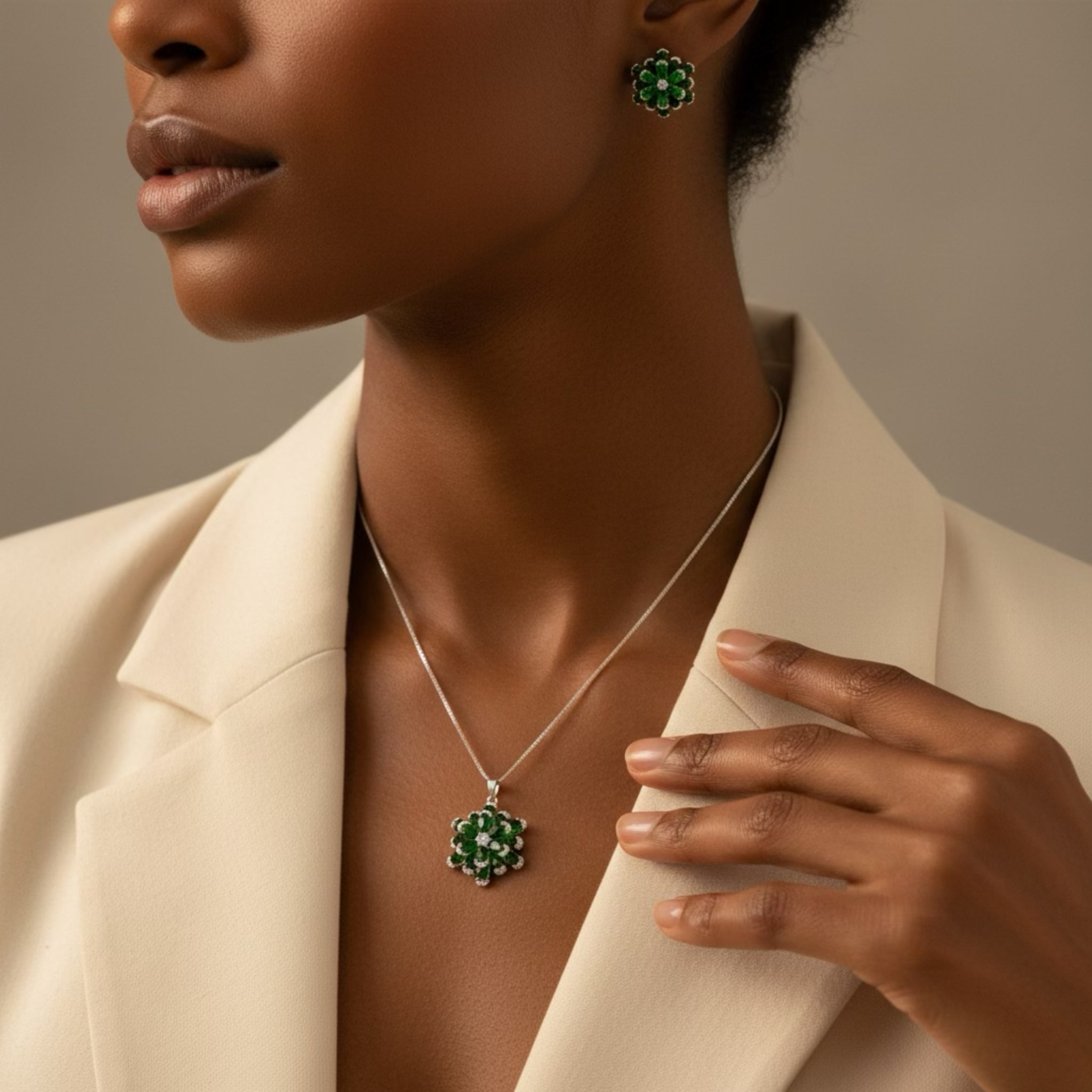 AEVON PENDANT SET