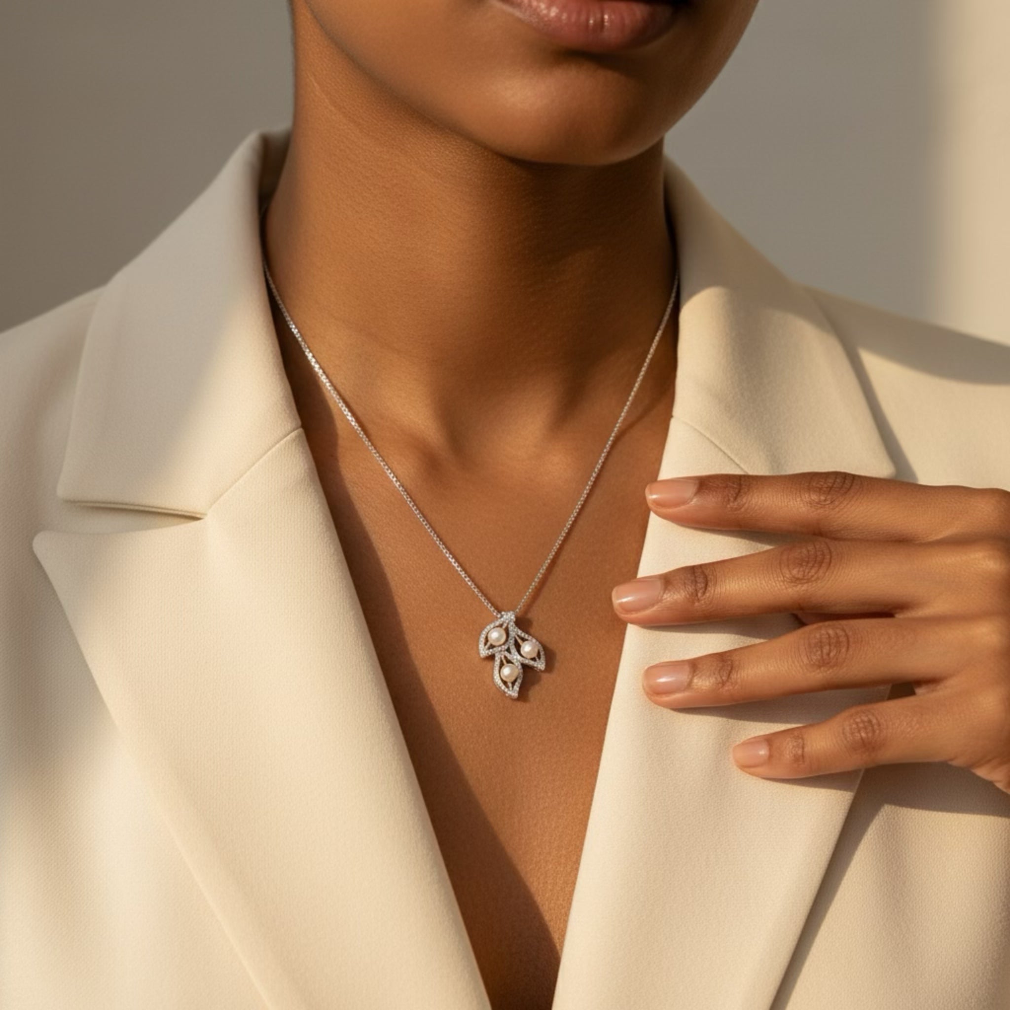 VEYRA PENDANT SET